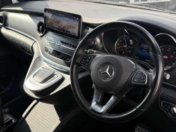 Used Mercedes-Benz V-Class 2023 for sale - 75260087: Photo