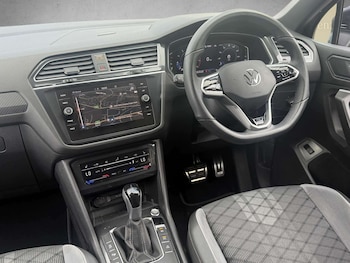 Used Volkswagen Tiguan Allspace 2023 for sale - 79535680: Photo