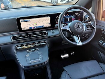 Used Mercedes-Benz V-Class 2025 for sale - 76718183: Photo