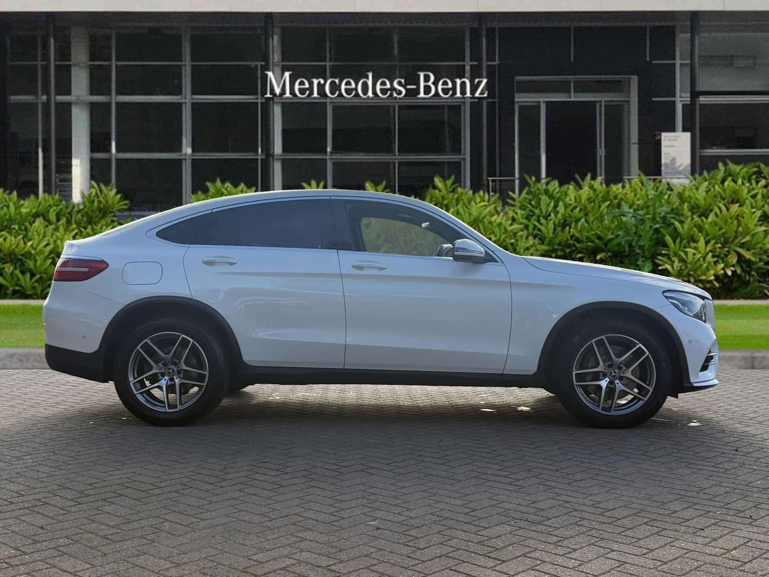 Used Mercedes-Benz GLC 2019 for sale - 76113315: Photo 13