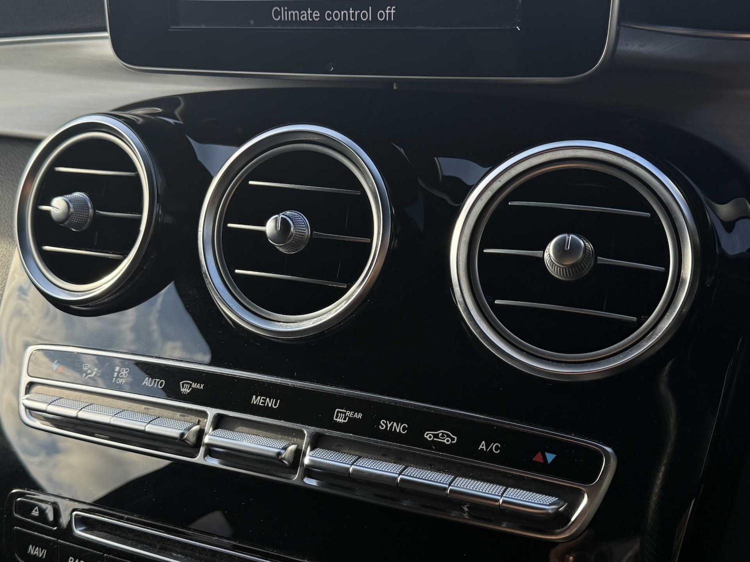 Used Mercedes-Benz GLC 2019 for sale - 76113315: Photo 26