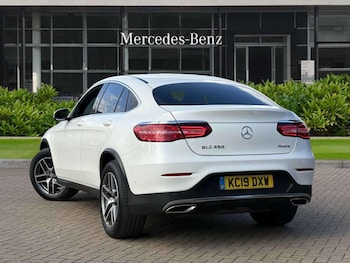 Used Mercedes-Benz GLC 2019 for sale - 76113315: Photo