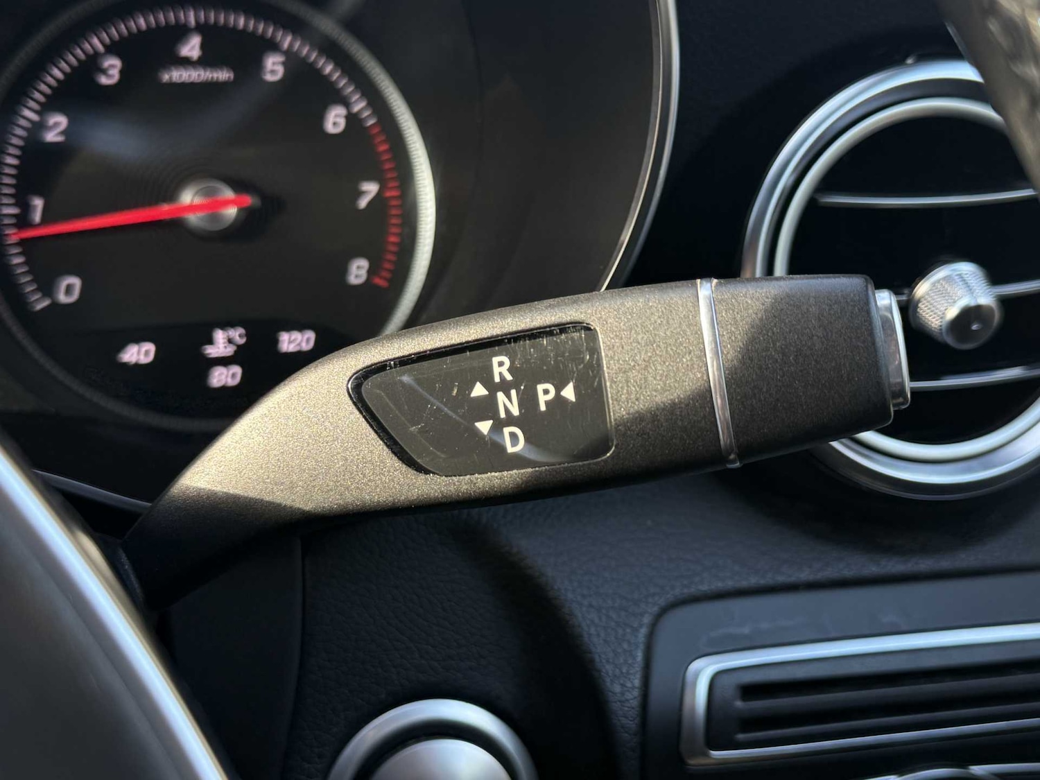 Used Mercedes-Benz GLC 2019 for sale - 76113315: Photo 30