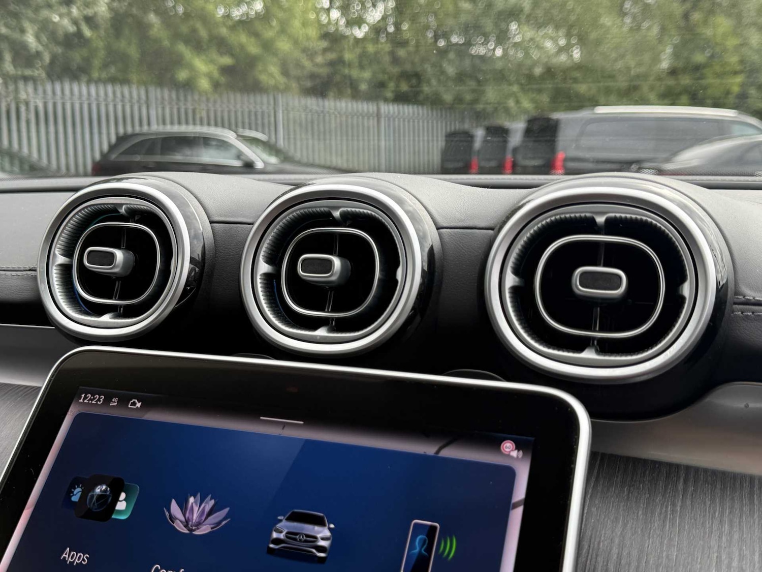 Used Mercedes-Benz C Class 2024 for sale - 75993723: Photo 28