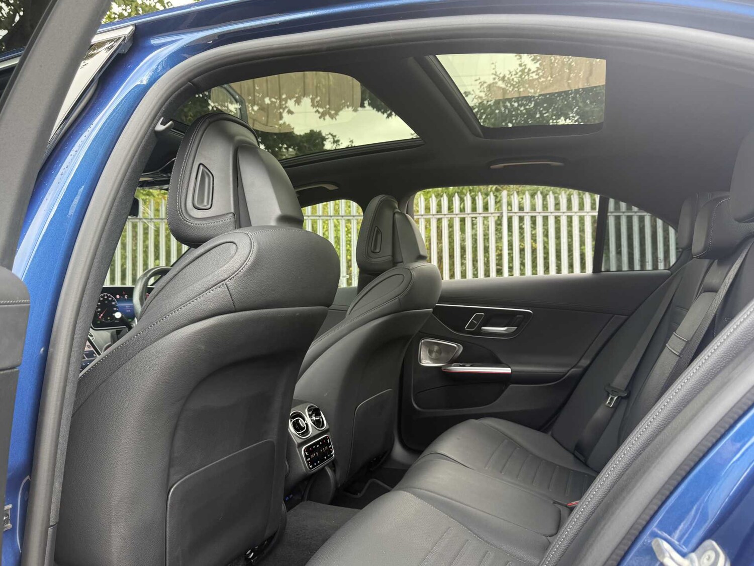 Used Mercedes-Benz C Class 2024 for sale - 75993723: Photo 35