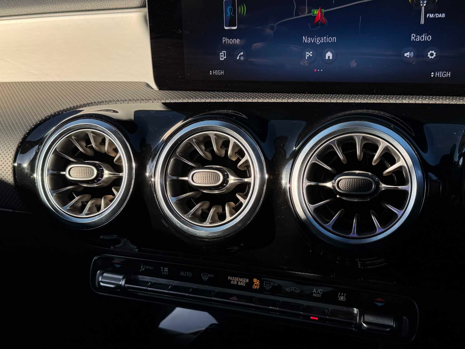 Used Mercedes-Benz CLA 2024 for sale - 76661887: Photo 29