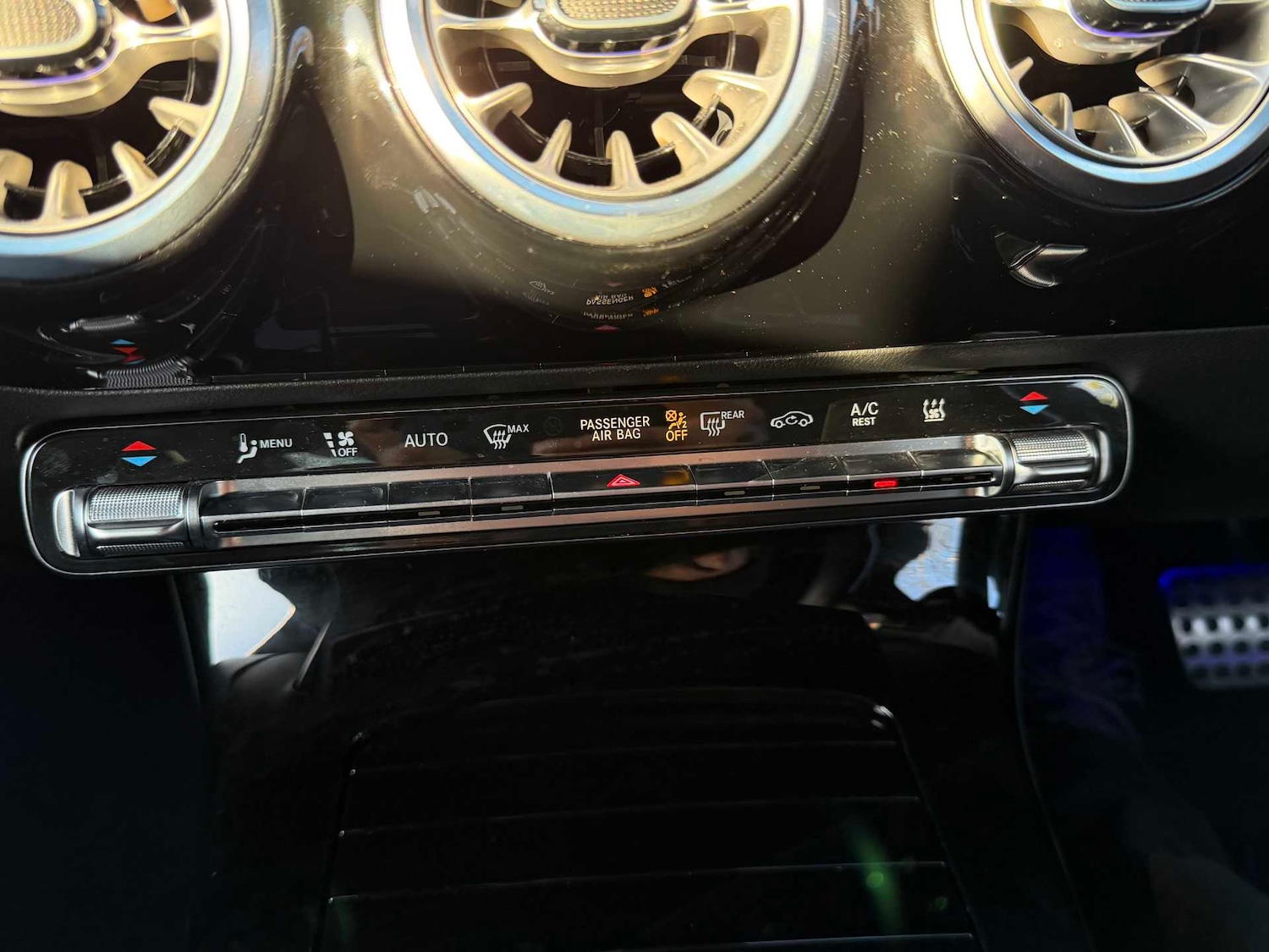 Used Mercedes-Benz CLA 2024 for sale - 76661887: Photo 30