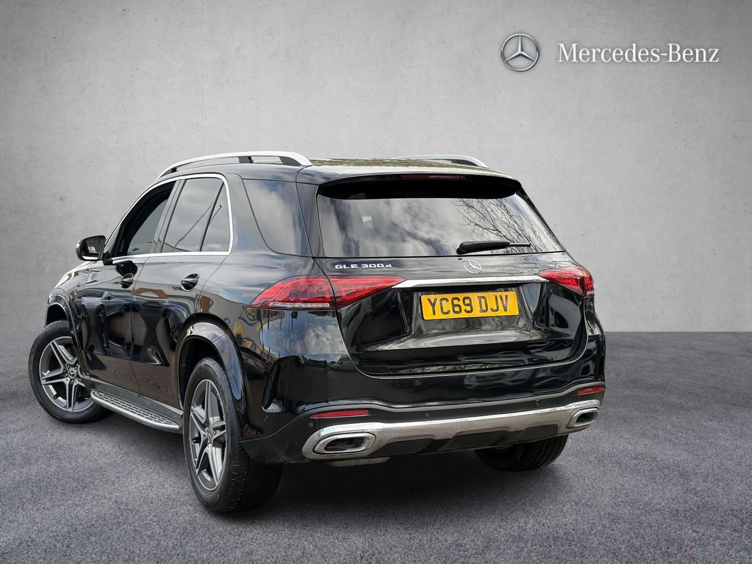 Used Mercedes-Benz GLE 2019 for sale - 77674675: Photo 2