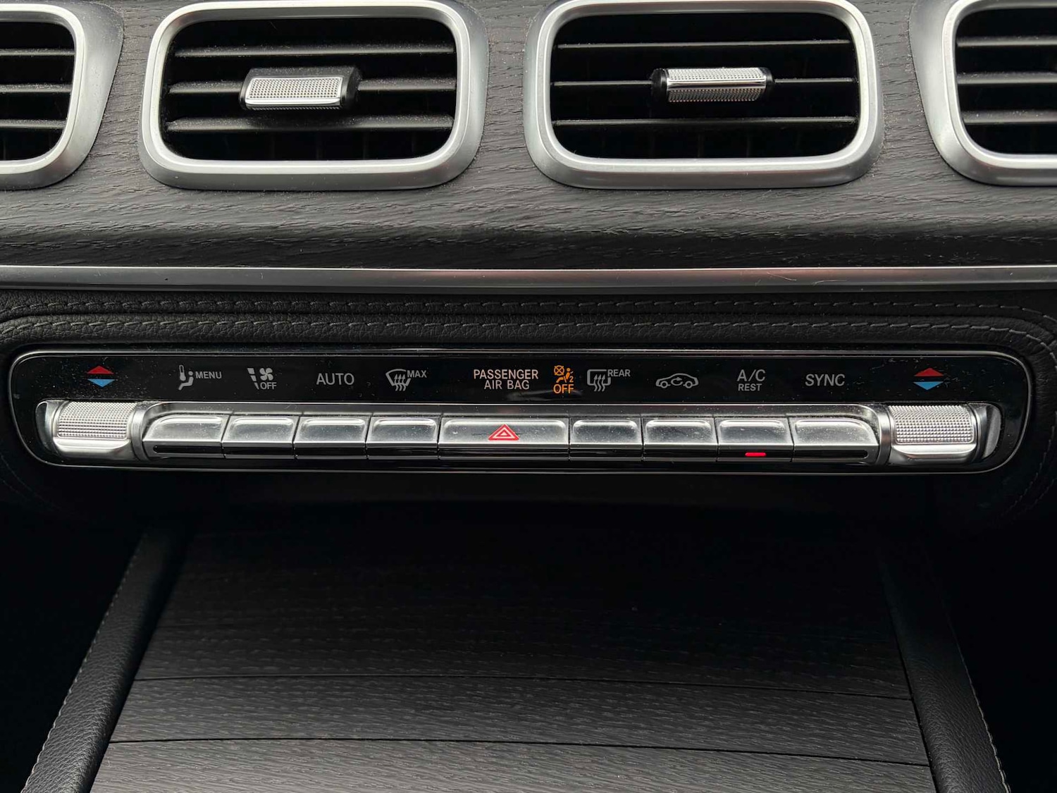 Used Mercedes-Benz GLE 2019 for sale - 77674675: Photo 31