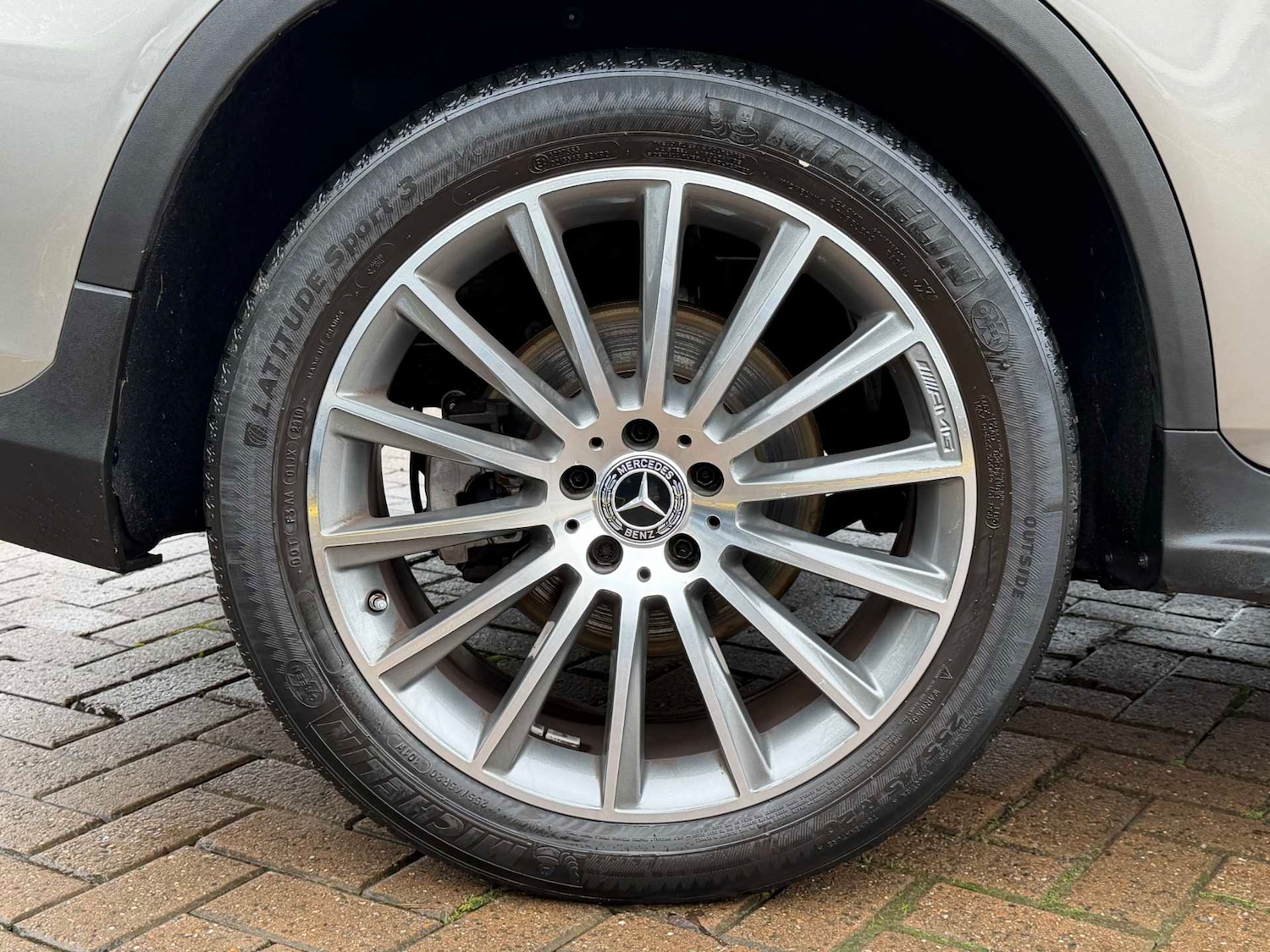 Used Mercedes-Benz GLC 2019 for sale - 76564567: Photo 16