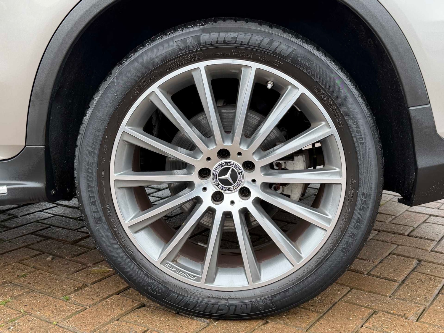 Used Mercedes-Benz GLC 2019 for sale - 76564567: Photo 17