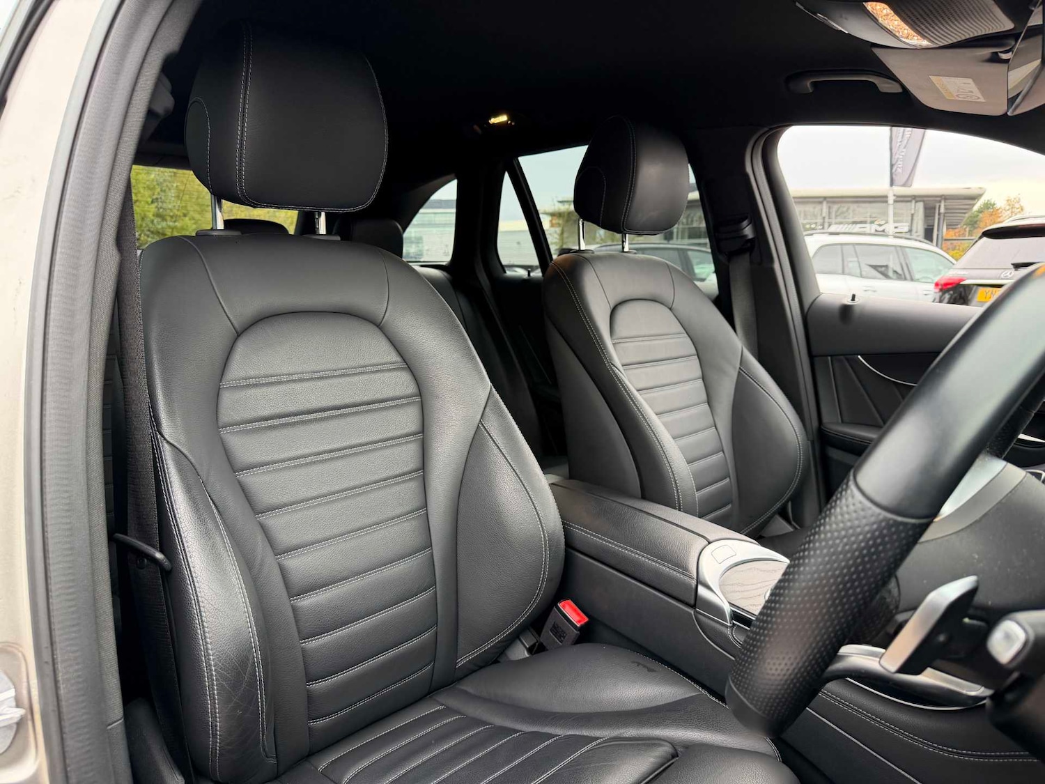 Used Mercedes-Benz GLC 2019 for sale - 76564567: Photo 34