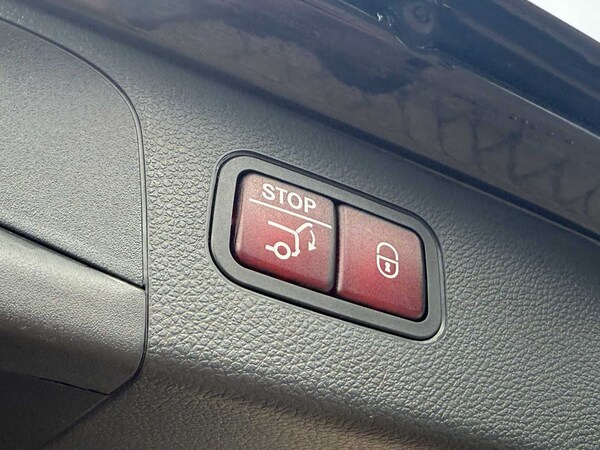 Used Mercedes-Benz GLC 2021 for sale - 76205185: Photo 12