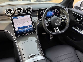 Used Mercedes-Benz GLC 2024 for sale - 76902428: Photo