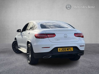 Used Mercedes-Benz GLC 2019 for sale - 77628307: Photo
