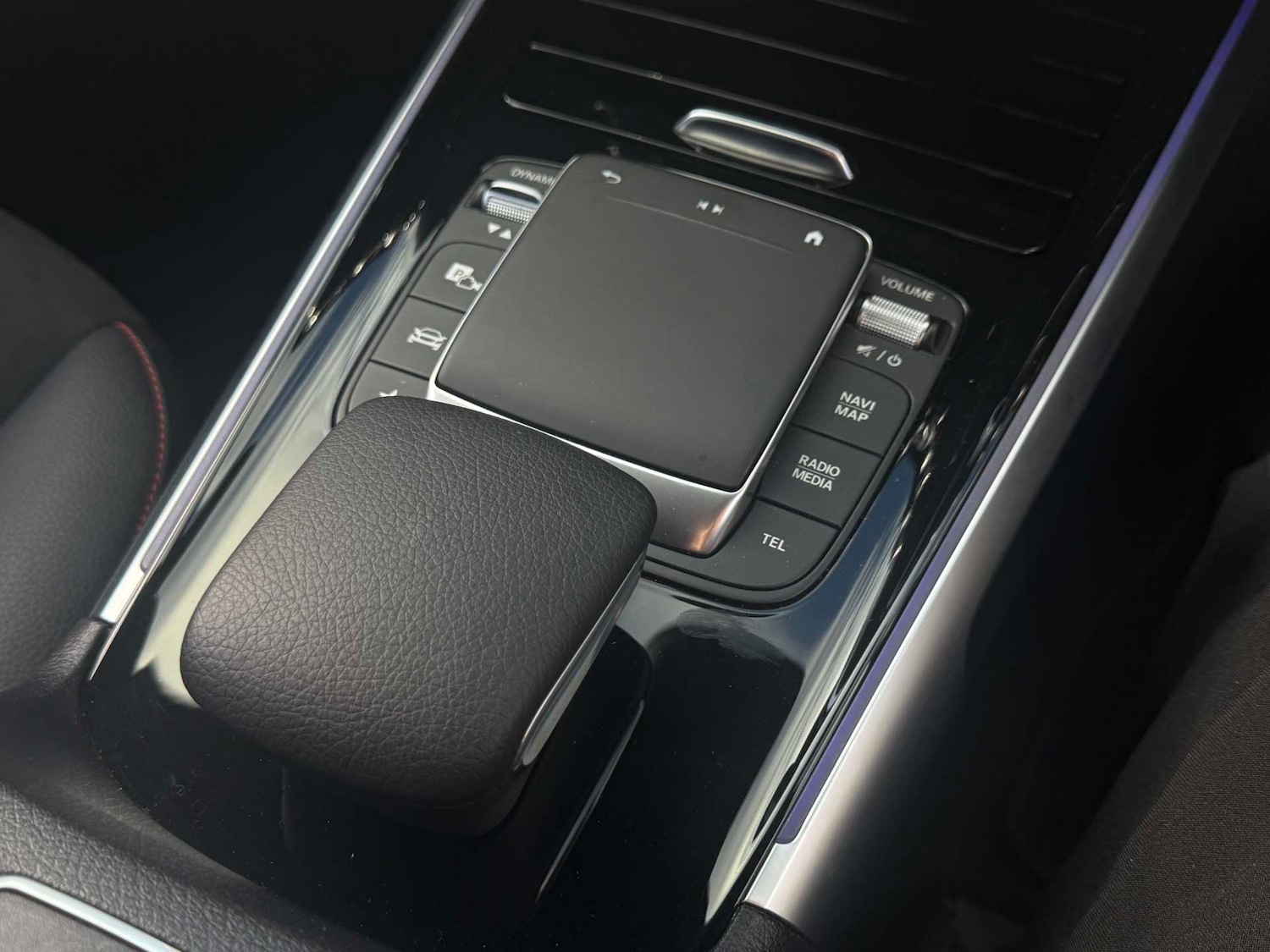 Used Mercedes-Benz GLB 2023 for sale - 76362588: Photo 30