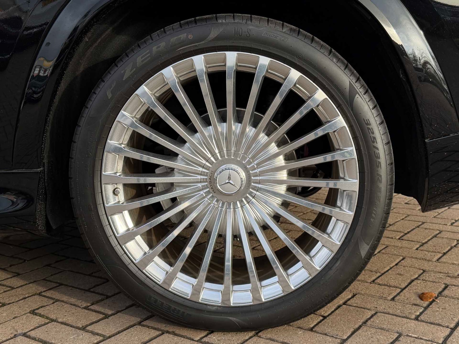 Used Mercedes-Benz GLS 2025 for sale - 76902271: Photo 12