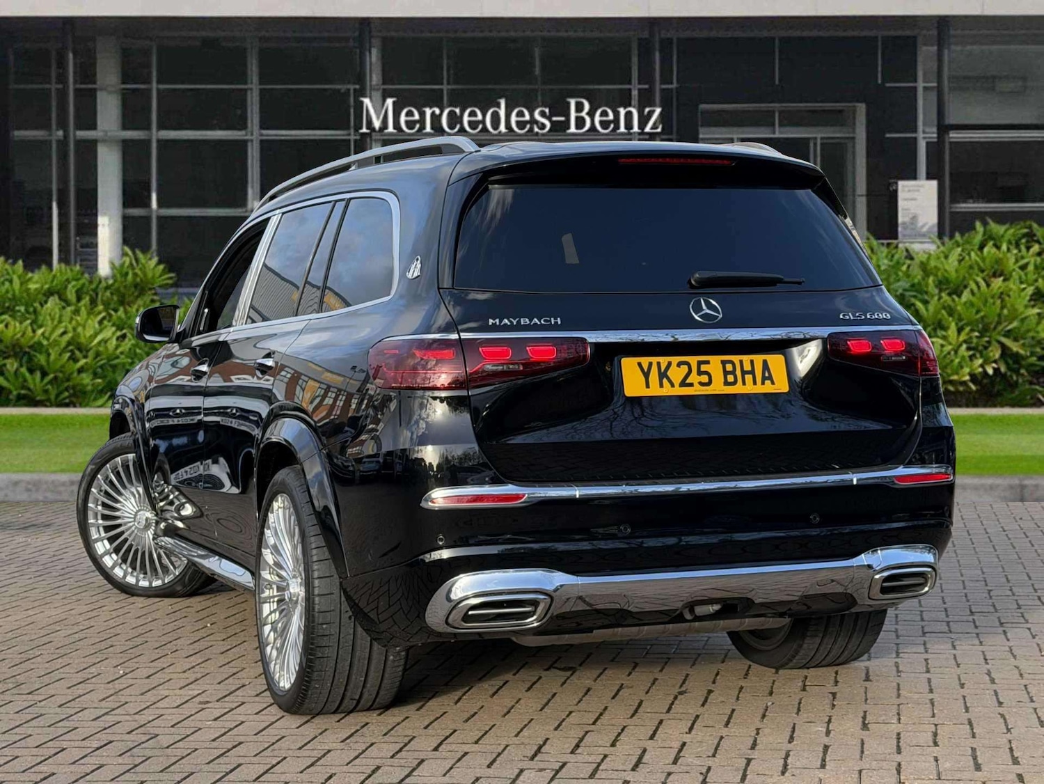 Used Mercedes-Benz GLS 2025 for sale - 76902271: Photo 2