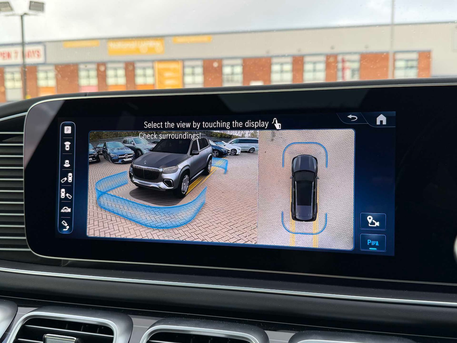 Used Mercedes-Benz GLS 2025 for sale - 76902271: Photo 24