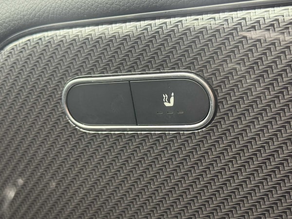 Used Mercedes-Benz GLA 2021 for sale - 76272171: Photo 32