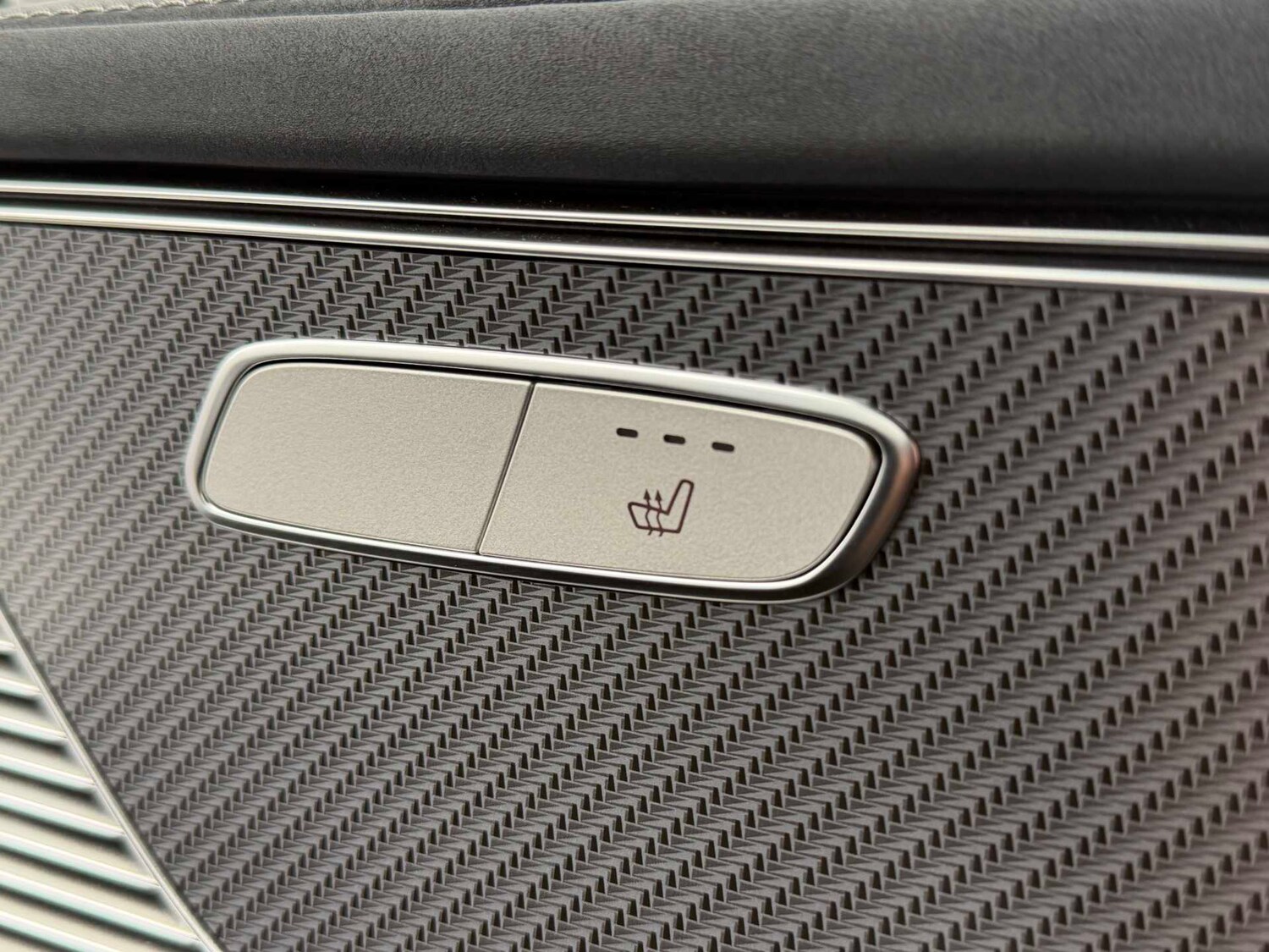 Used Mercedes-Benz EQC 2023 for sale - 77361280: Photo 32