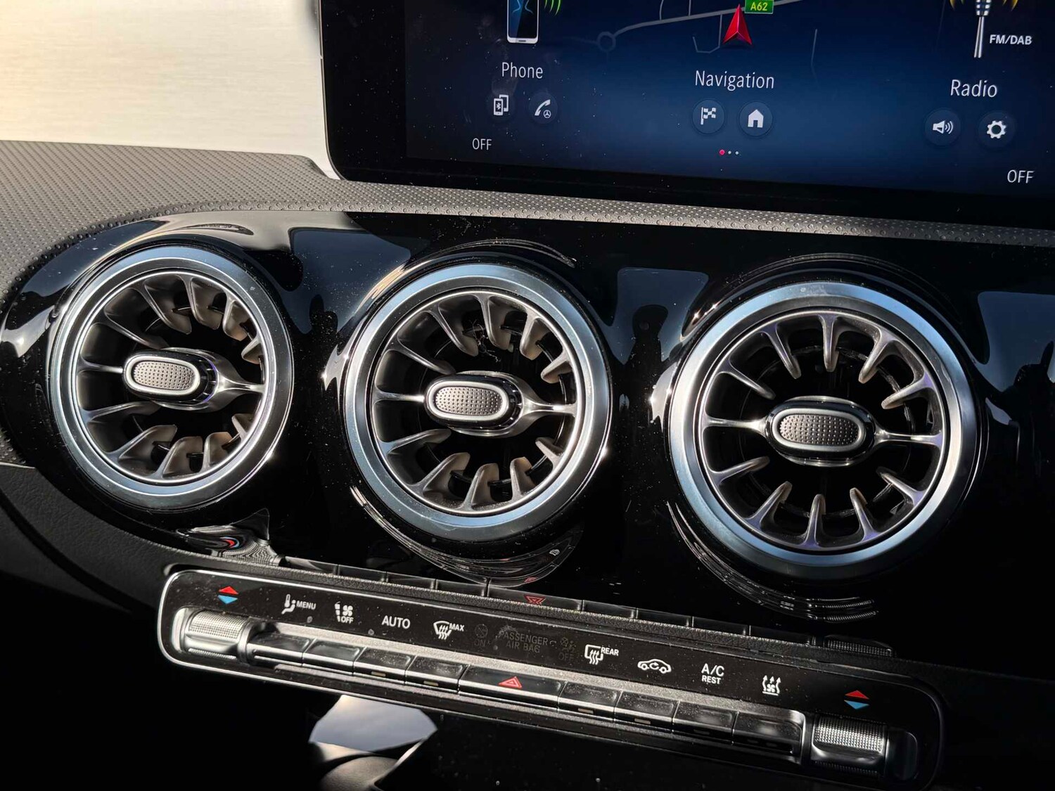 Used Mercedes-Benz CLA 2024 for sale - 76373700: Photo 28