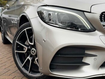 Used Mercedes-Benz C Class 2019 for sale - 76390767: Photo