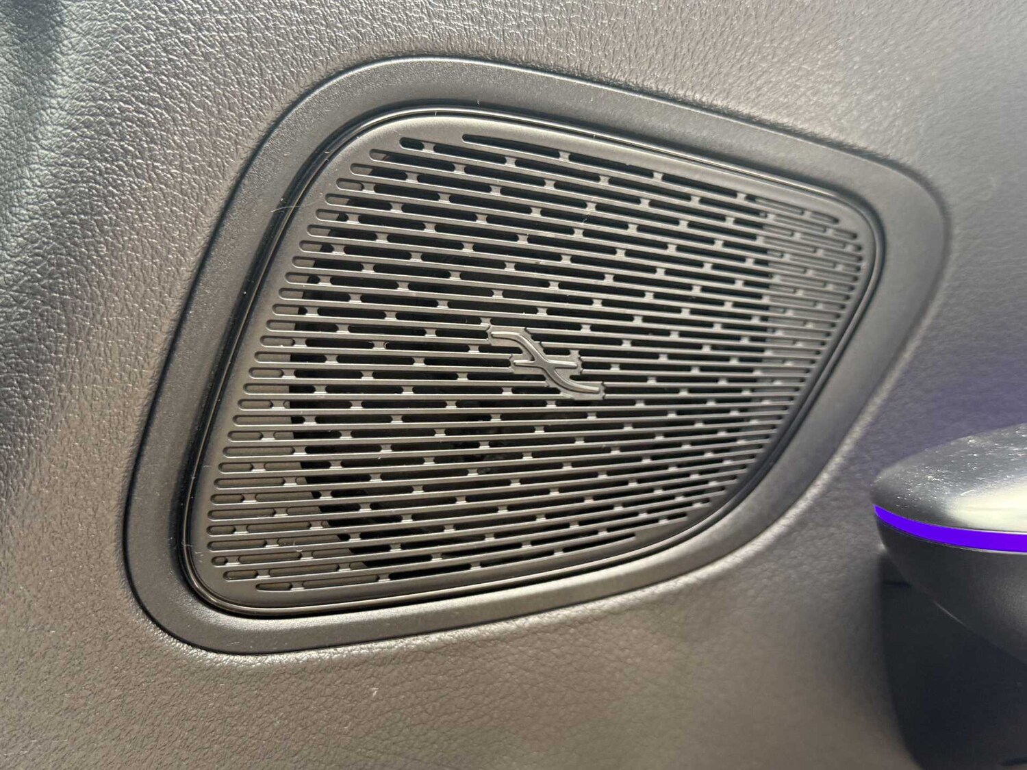 Used Mercedes-Benz GLC 2024 for sale - 76156301: Photo 33