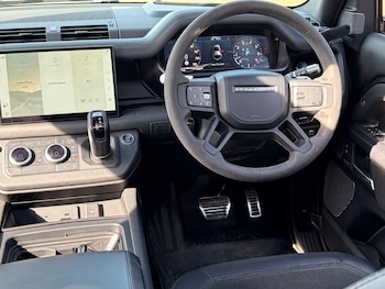 Used Land Rover Defender 2021 for sale - 78090054: Photo