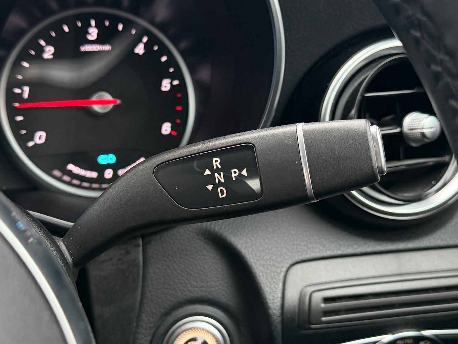 Used Mercedes-Benz GLC 2021 for sale - 77514290: Photo 32