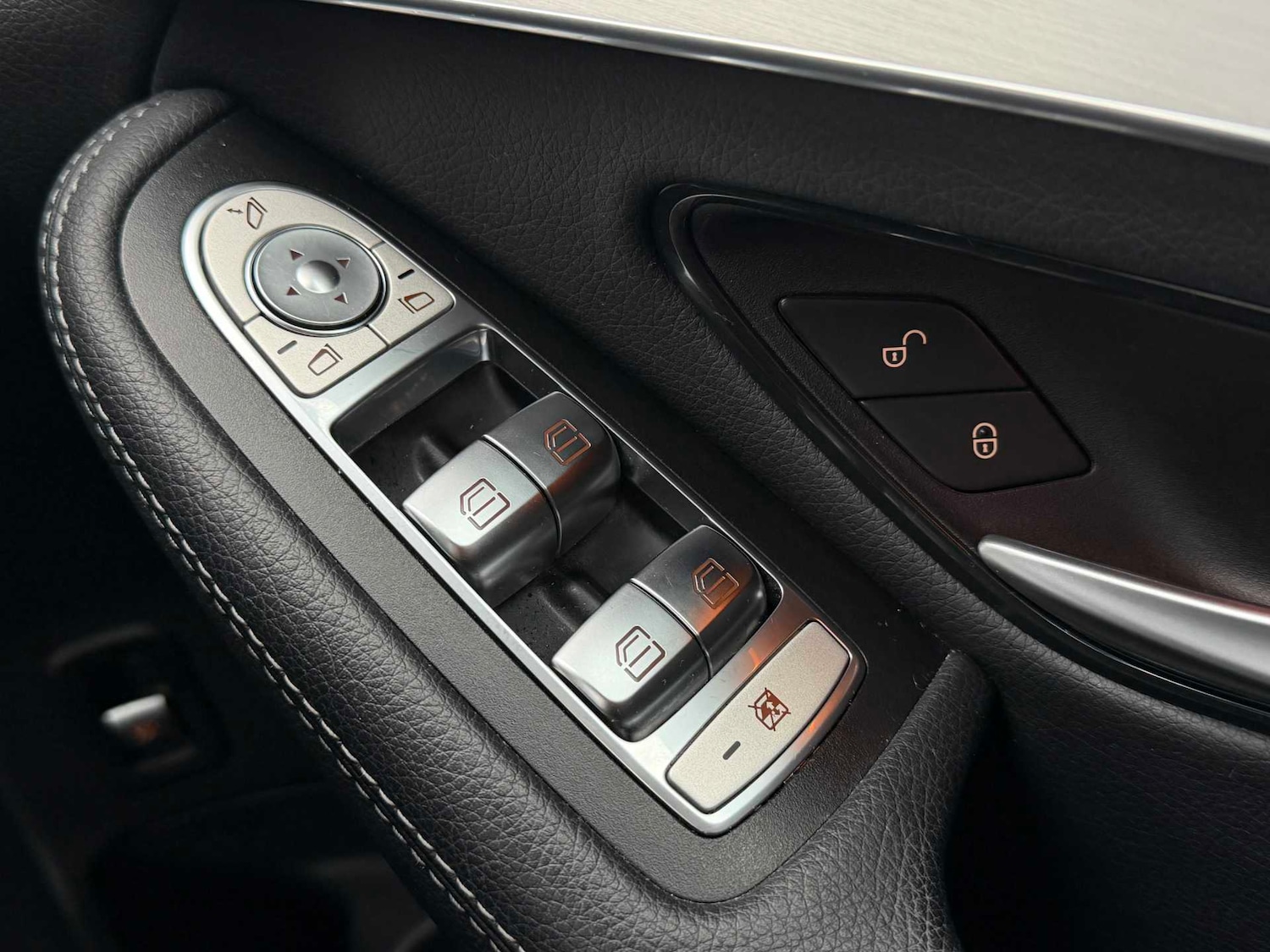 Used Mercedes-Benz GLC 2021 for sale - 77514290: Photo 33