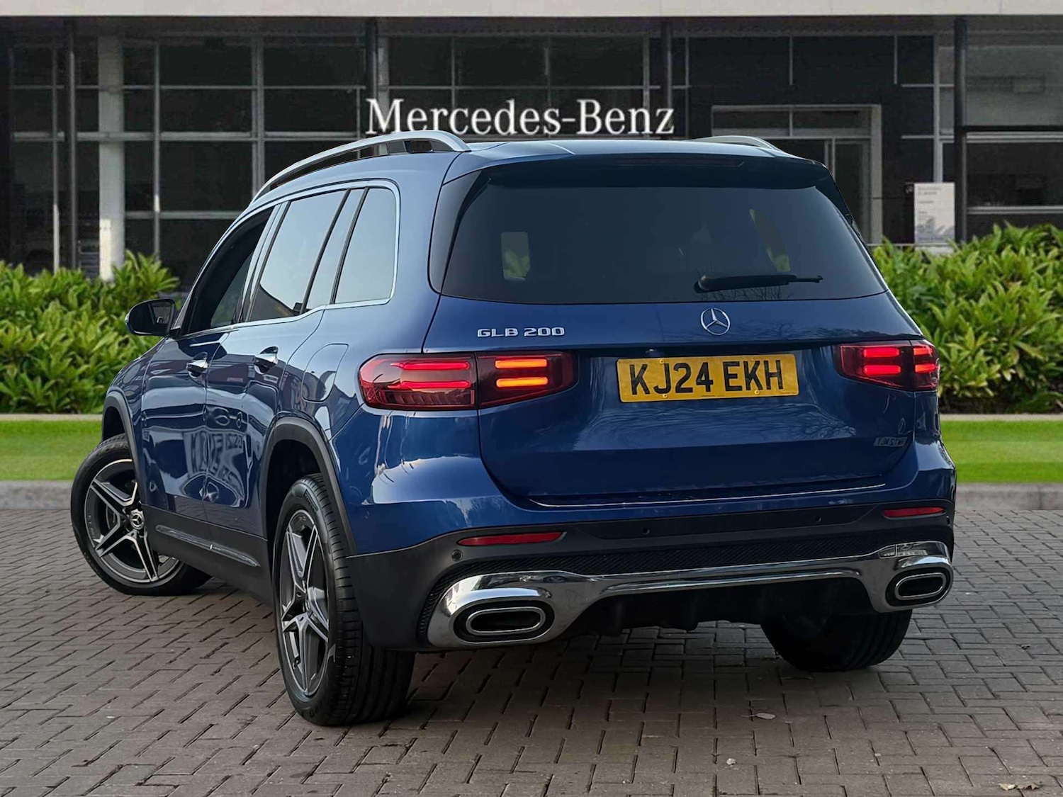 Used Mercedes-Benz GLB 2024 for sale - 76501827: Photo 2