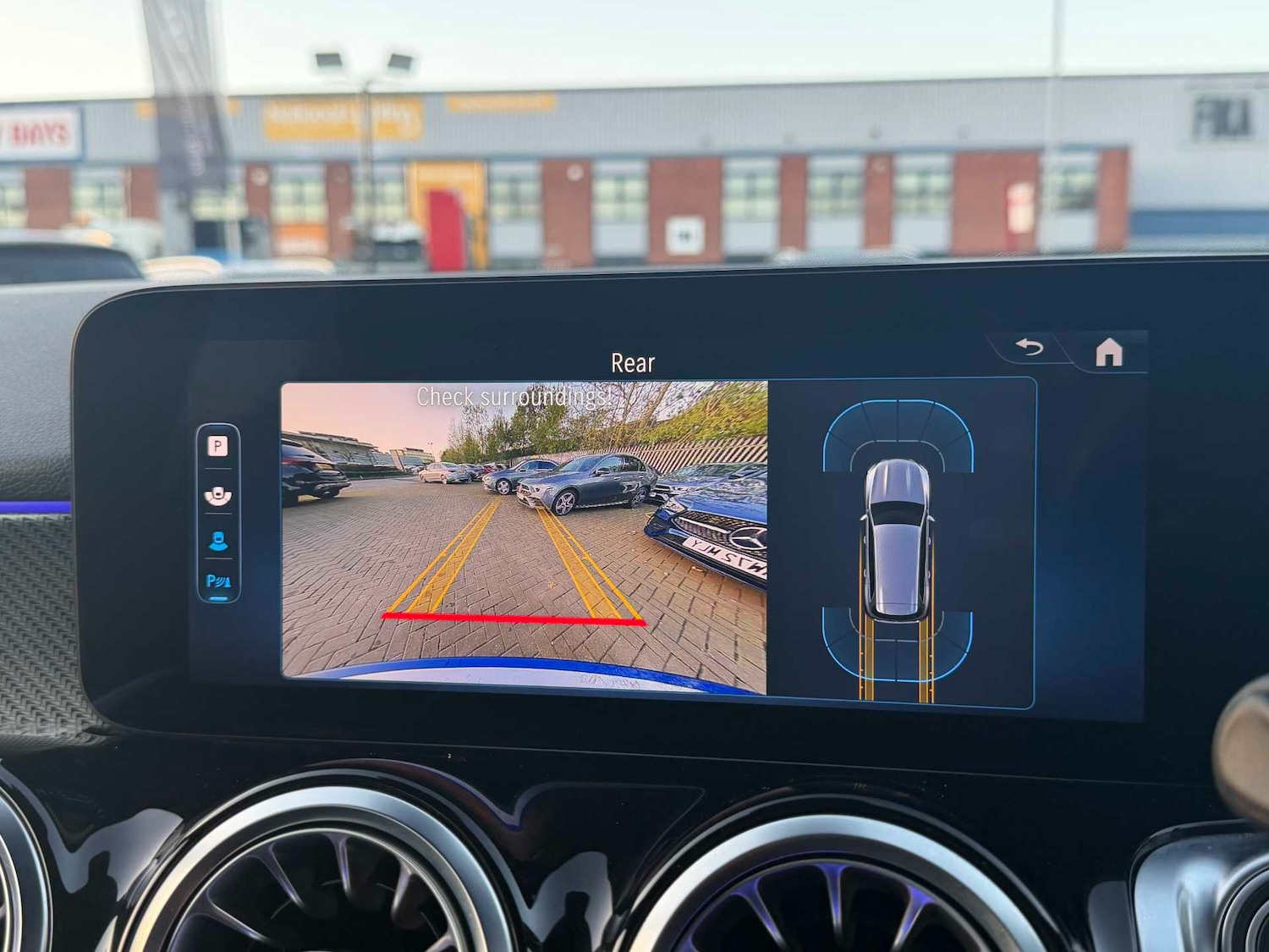 Used Mercedes-Benz GLB 2024 for sale - 76501827: Photo 28