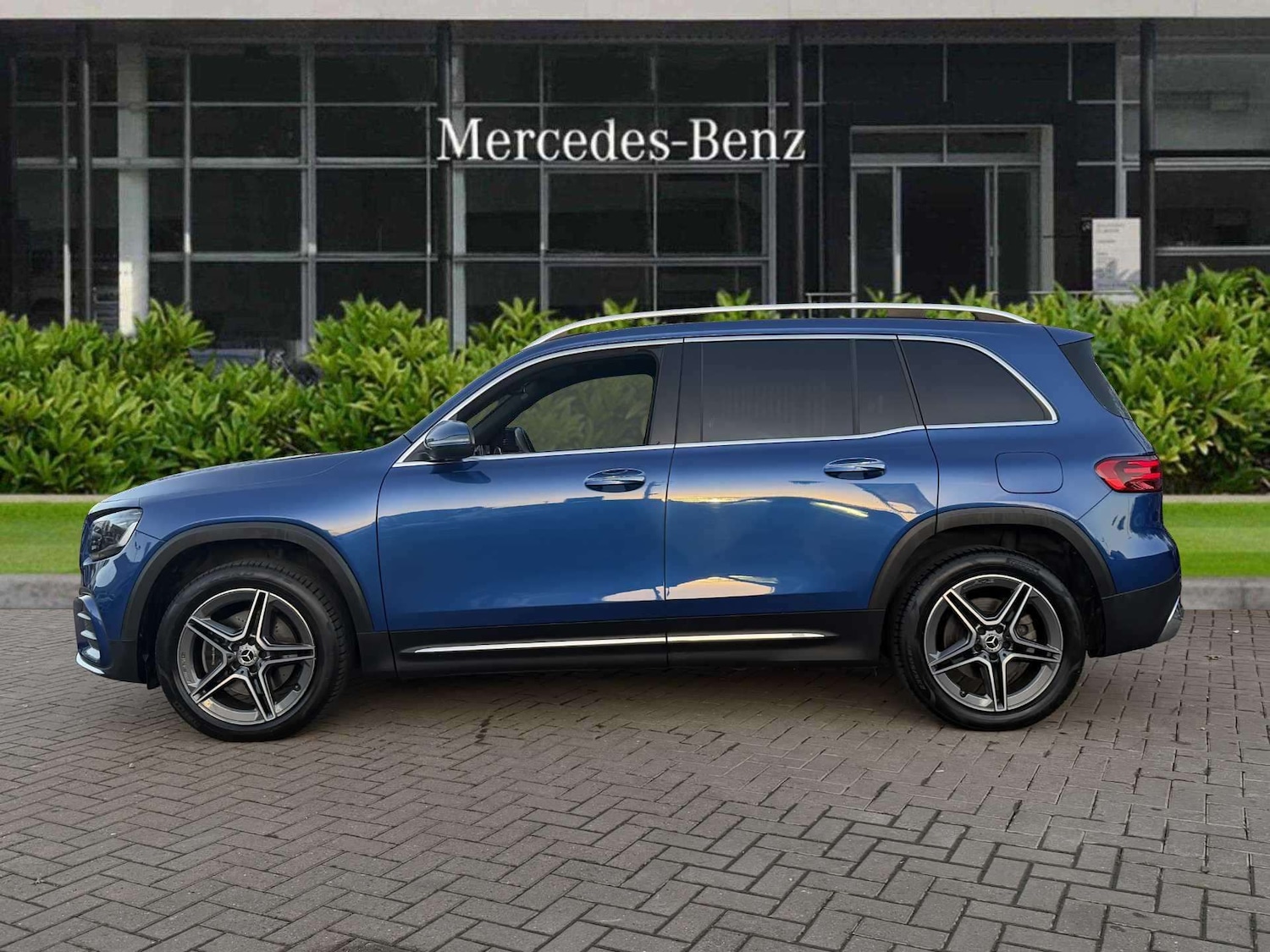 Used Mercedes-Benz GLB 2024 for sale - 76501827: Photo 8