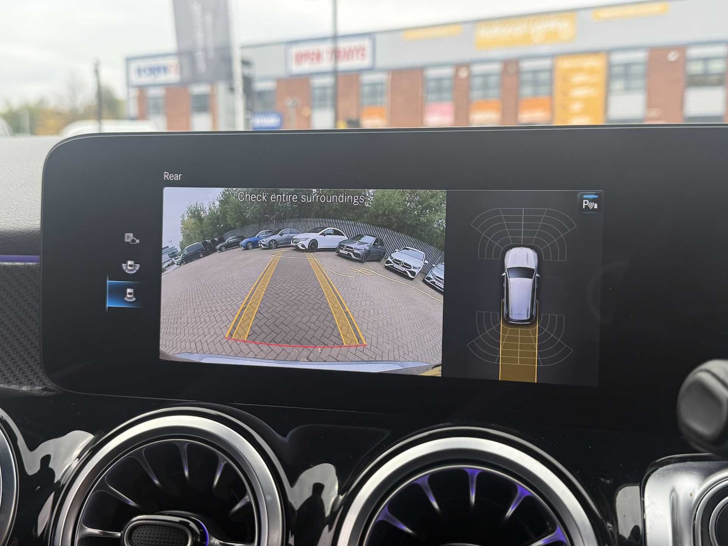 Used Mercedes-Benz GLB 2022 for sale - 76262354: Photo 27