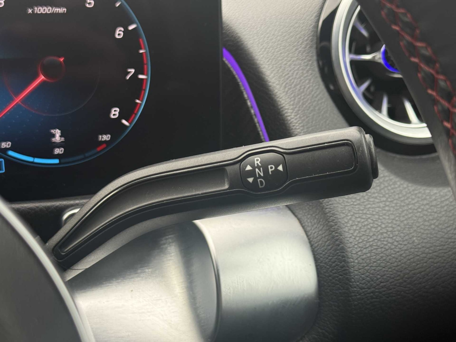 Used Mercedes-Benz GLB 2022 for sale - 76262354: Photo 32