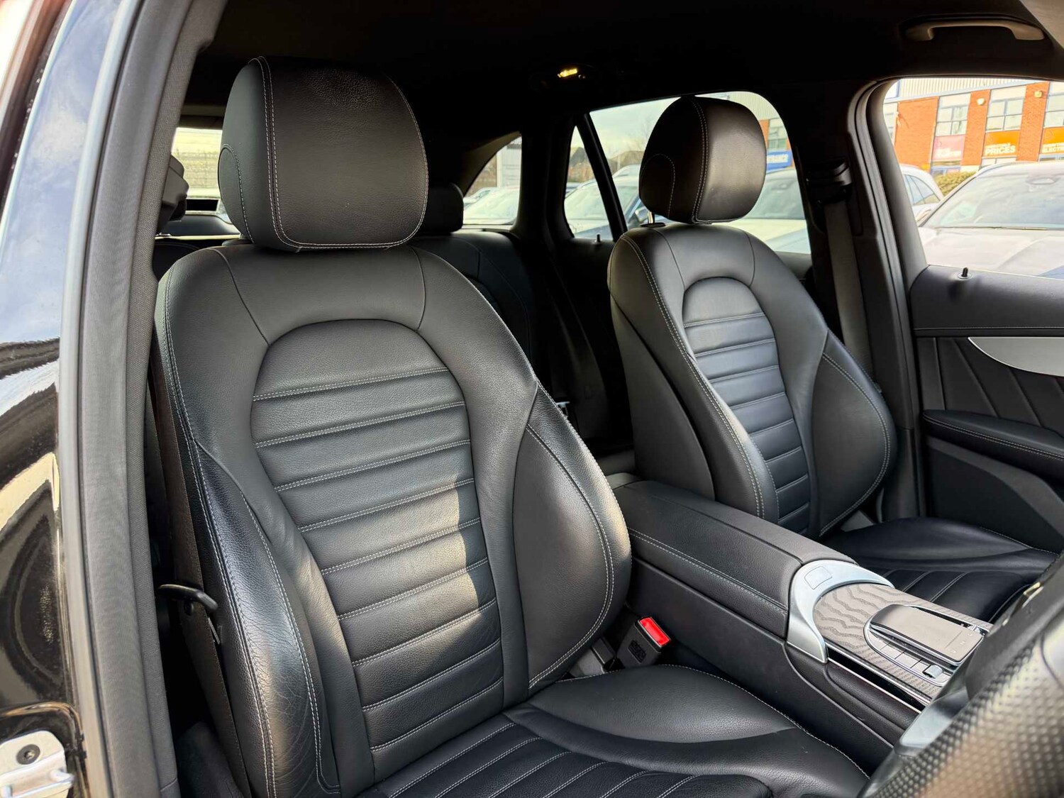 Used Mercedes-Benz GLC 2022 for sale - 77943157: Photo 35