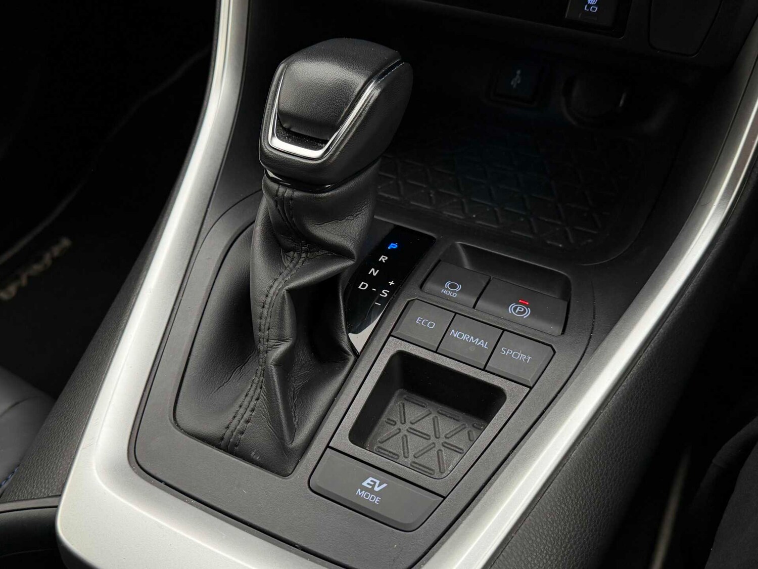 Used Toyota RAV4 2022 for sale - 77361396: Photo 30