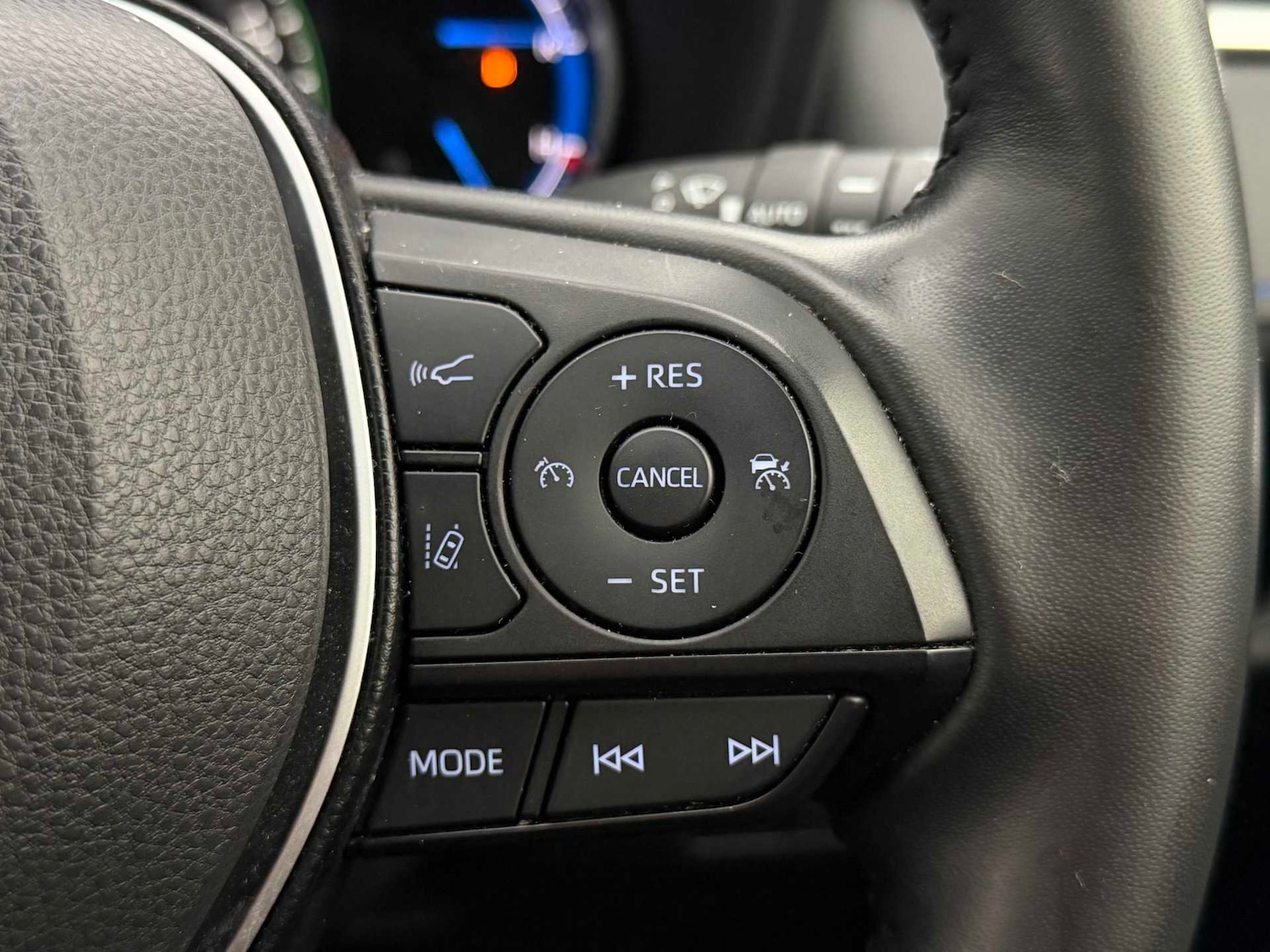 Used Toyota RAV4 2022 for sale - 77361396: Photo 32