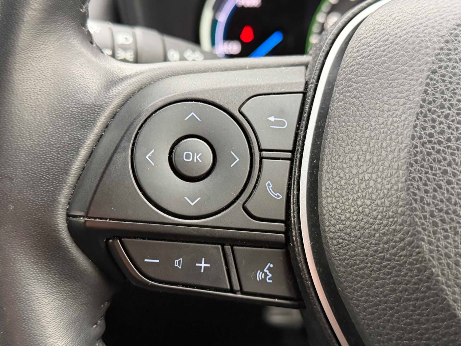 Used Toyota RAV4 2022 for sale - 77361396: Photo 33