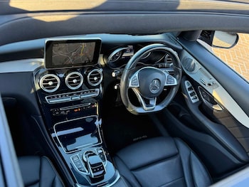 Used Mercedes-Benz GLC 2016 for sale - 77321752: Photo