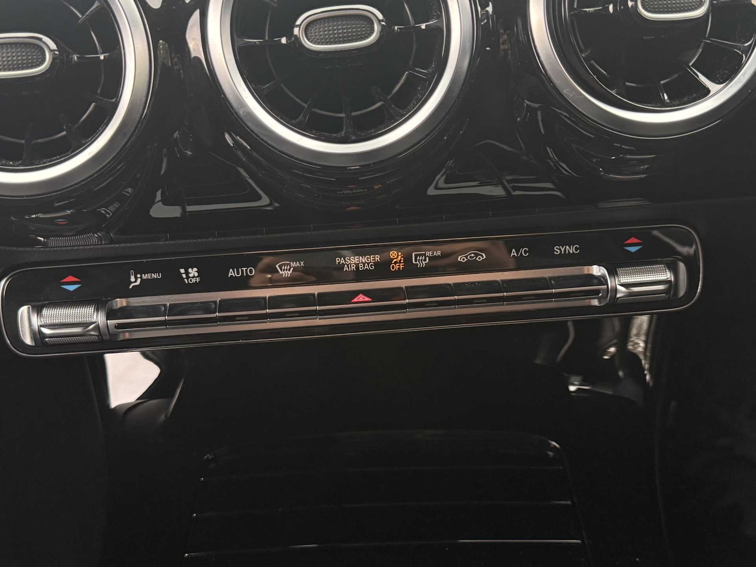 Used Mercedes-Benz A-Class 2020 for sale - 75917964: Photo 29