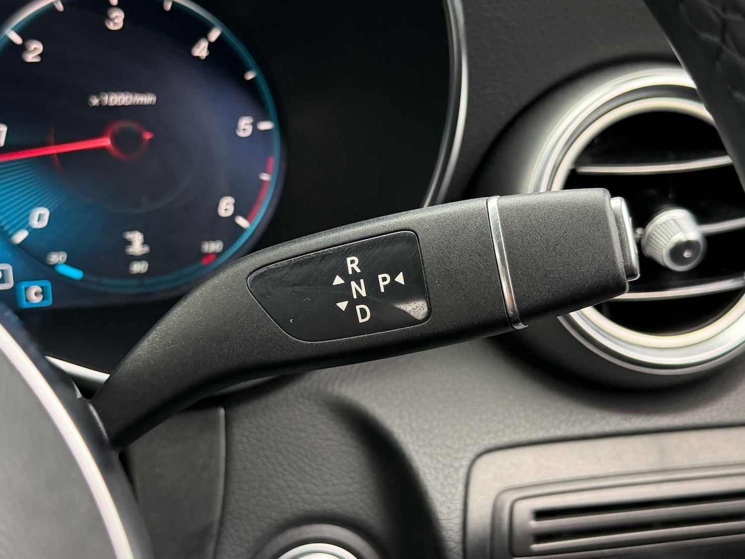 Used Mercedes-Benz GLC 2022 for sale - 77103170: Photo 33