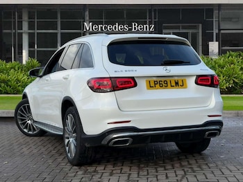 Used Mercedes-Benz GLC 2019 for sale - 76540797: Photo