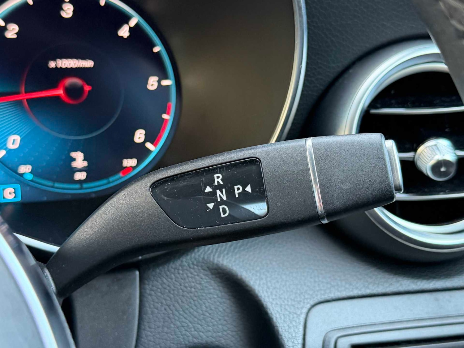 Used Mercedes-Benz GLC 2019 for sale - 76540797: Photo 33