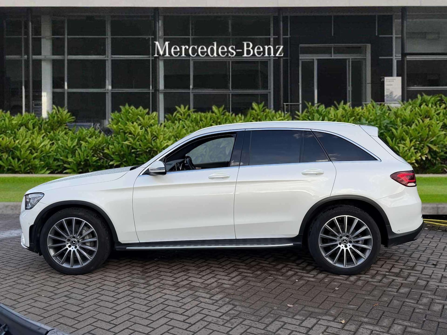 Used Mercedes-Benz GLC 2019 for sale - 76540797: Photo 8