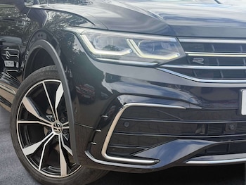 Used Volkswagen Tiguan Allspace 2023 for sale - 79364887: Photo