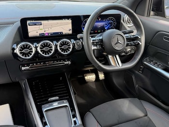 Used Mercedes-Benz EQA 2025 for sale - 77928850: Photo