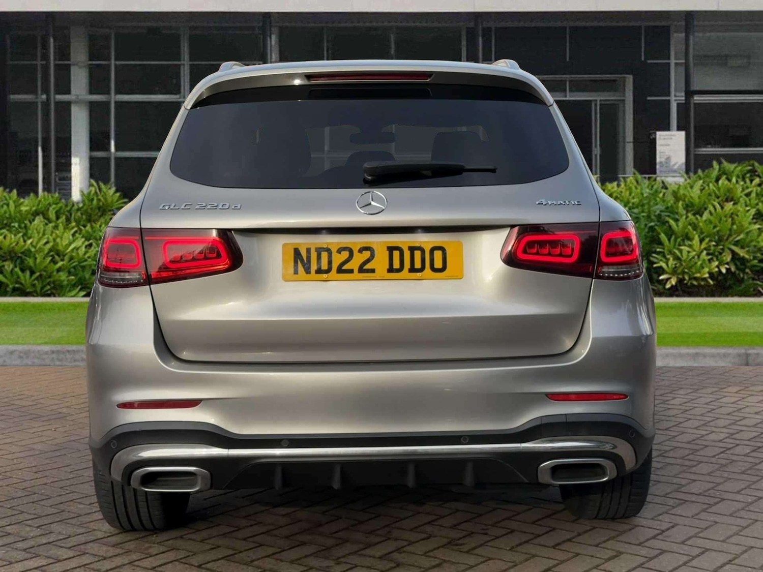 Used Mercedes-Benz GLC 2022 for sale - 76411207: Photo 10