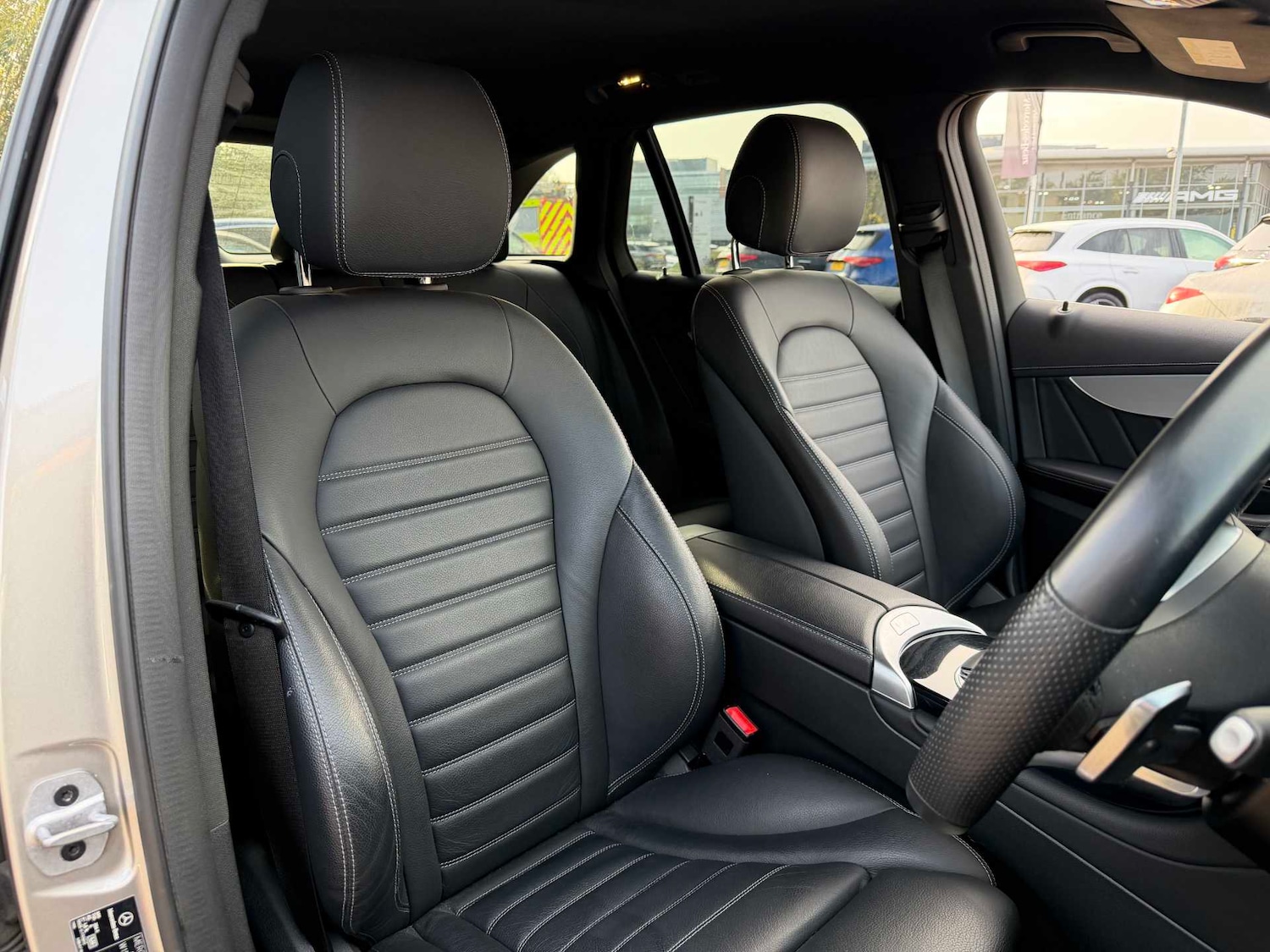 Used Mercedes-Benz GLC 2022 for sale - 76411207: Photo 34